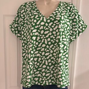 MELLODAY Green and White Cuffed Sleeve Blouse sz S